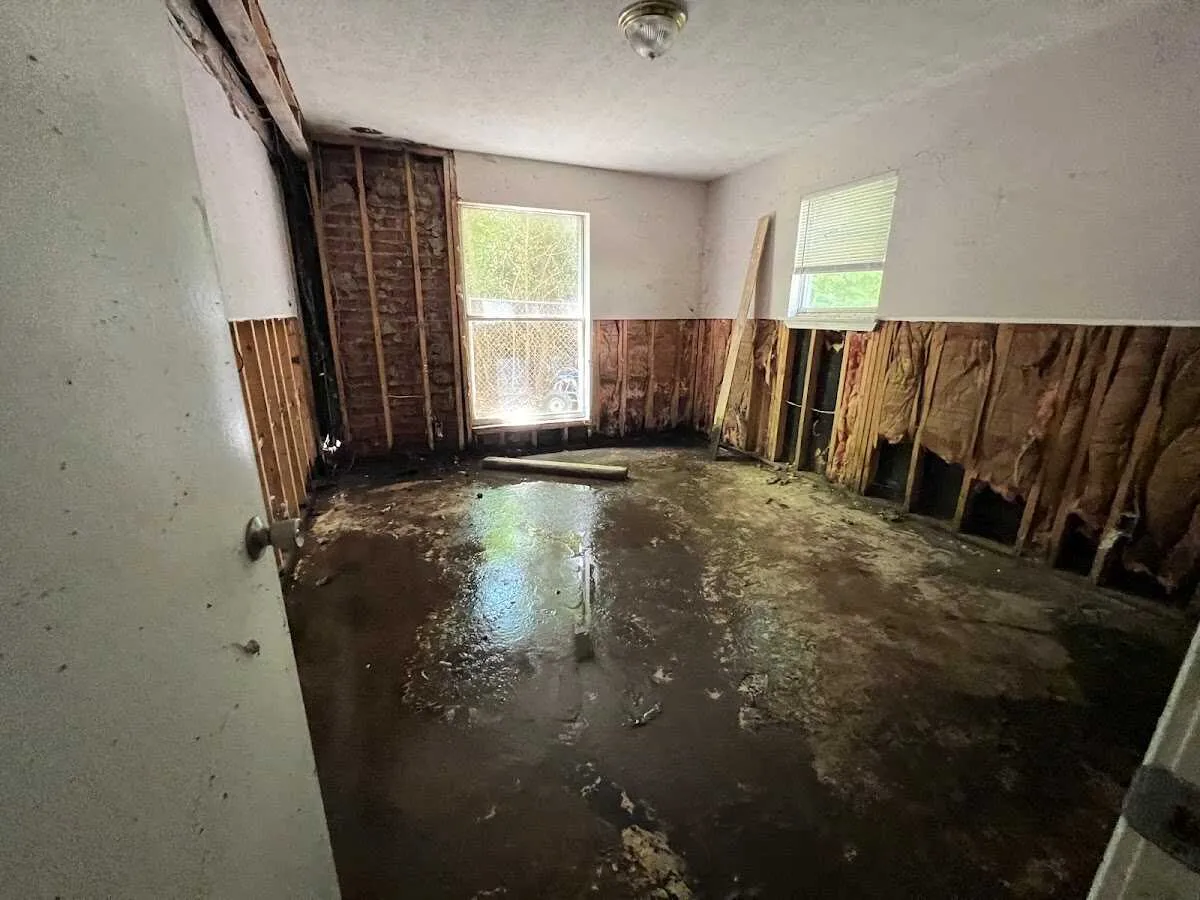 Water Damage Restoration services in Dinuba, CA